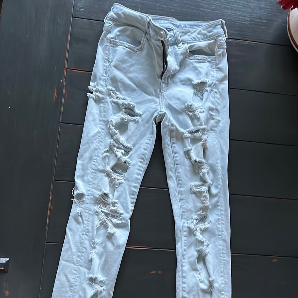 American Eagle Distressed Light Washed Skinny Jeans